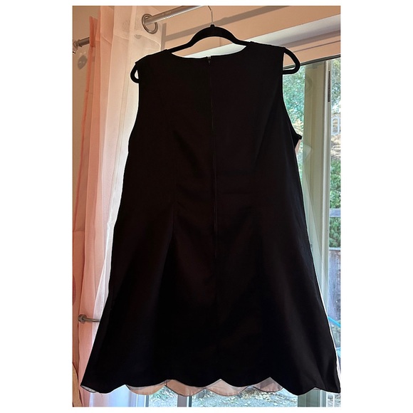 NWT-Smak Parlour-Sz 1X-black & white stripe scallop mini dress 🖤🤍🖤 - Picture 3 of 5